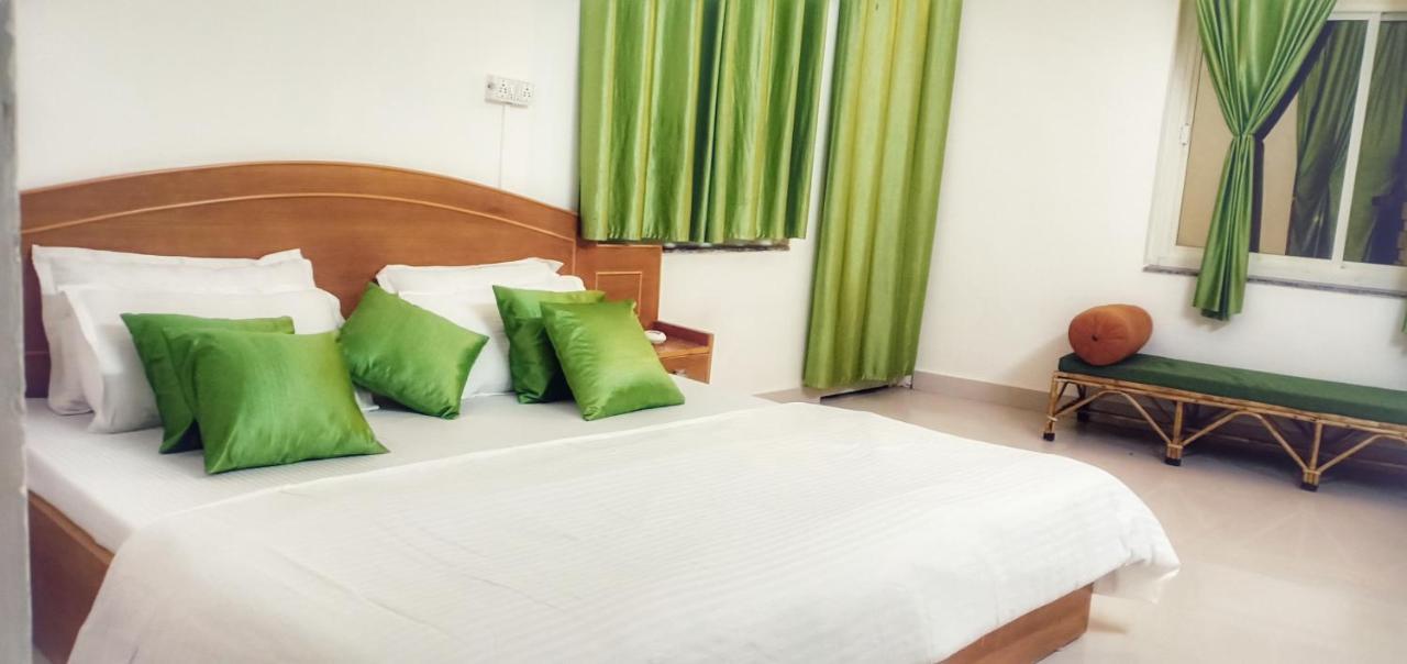 Mango Tree Guest House Rishikesh Bagian luar foto